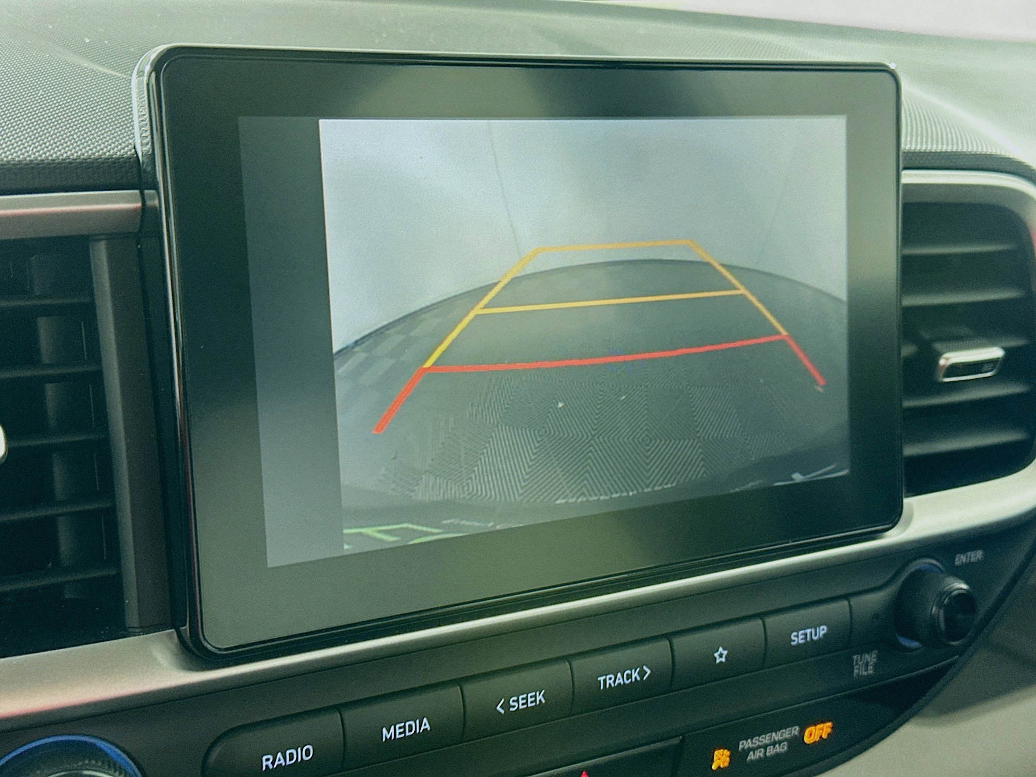 Used 2025 Hyundai Venue SEL FWD image 21