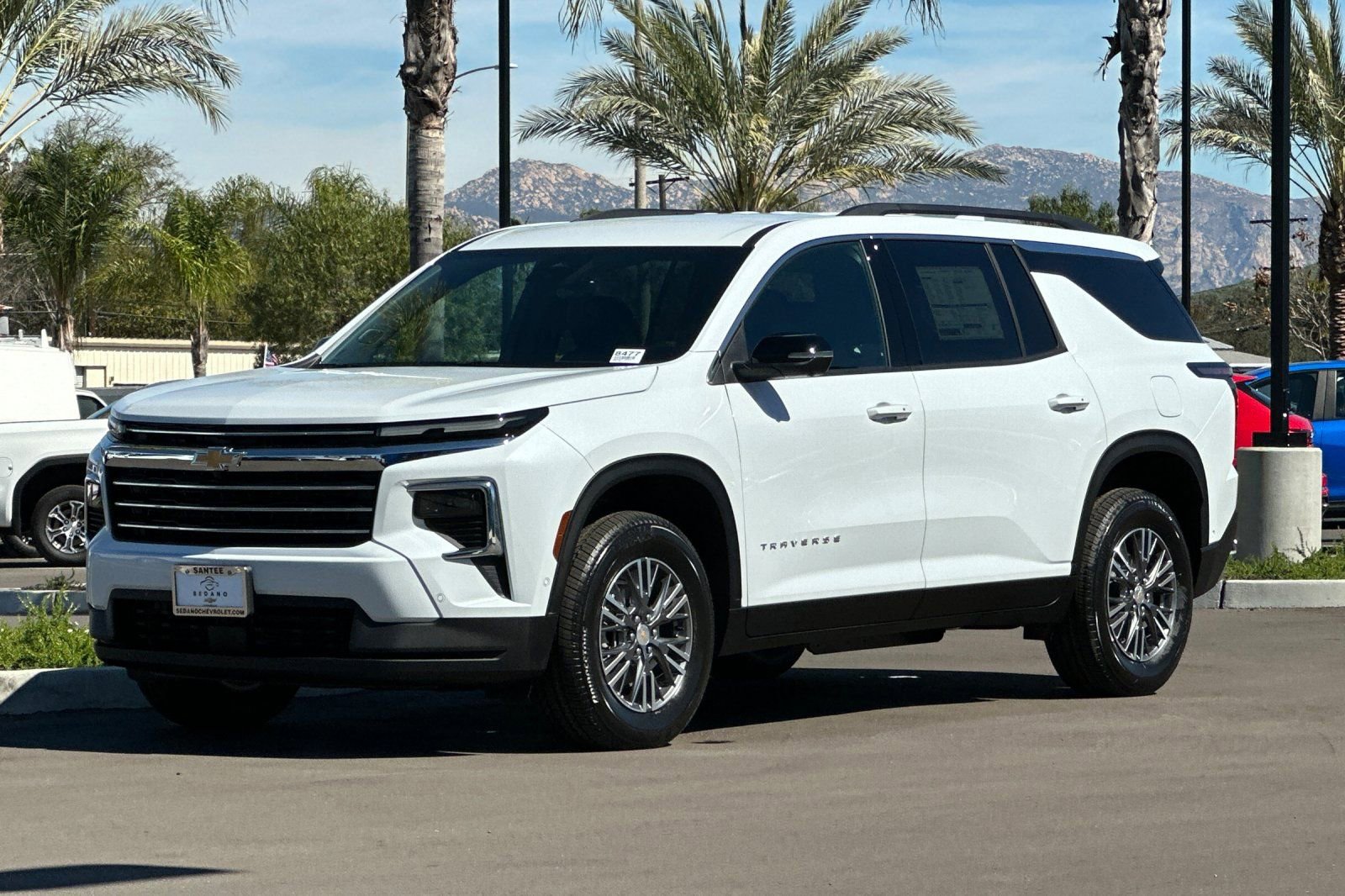 New 2026 Chevrolet Traverse LT w/ Enhanced Driving Package image 8