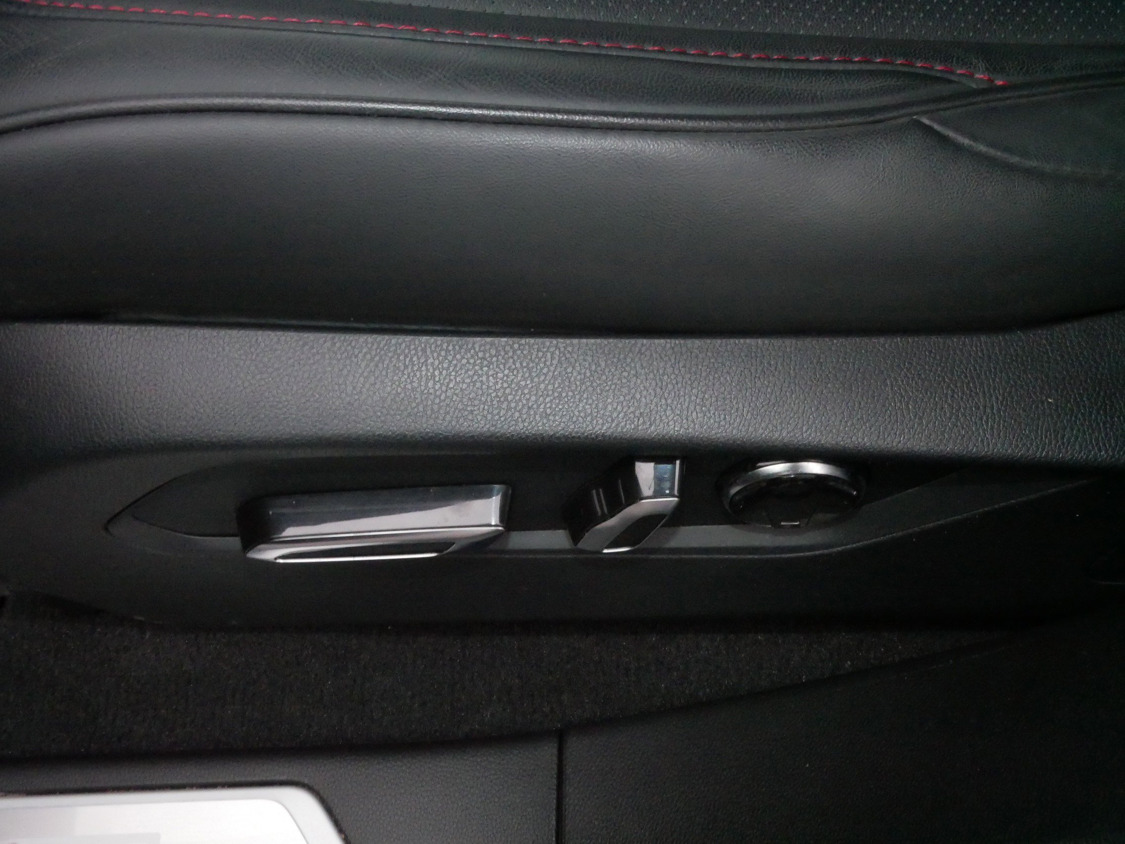 Used 2023 Acura RDX A-Spec image 19