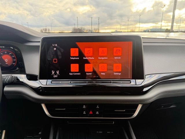 New 2026 Volkswagen Atlas Peak Edition image 17