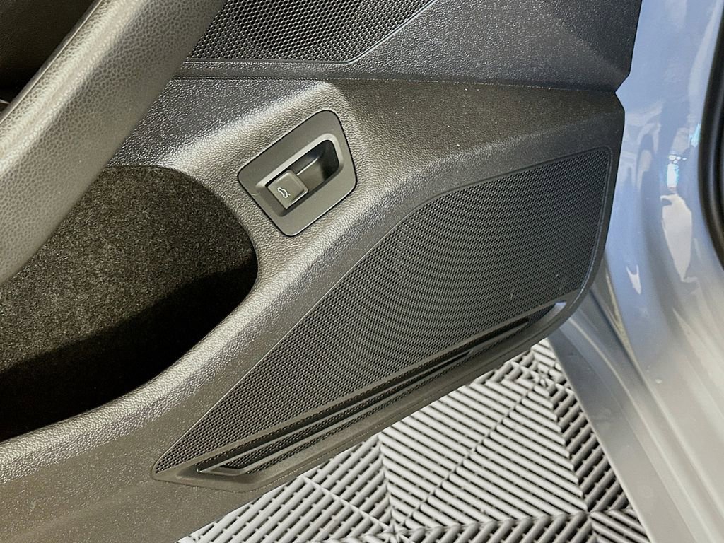 Used 2023 Volkswagen Arteon SEL Premium AWD/4WD image 24