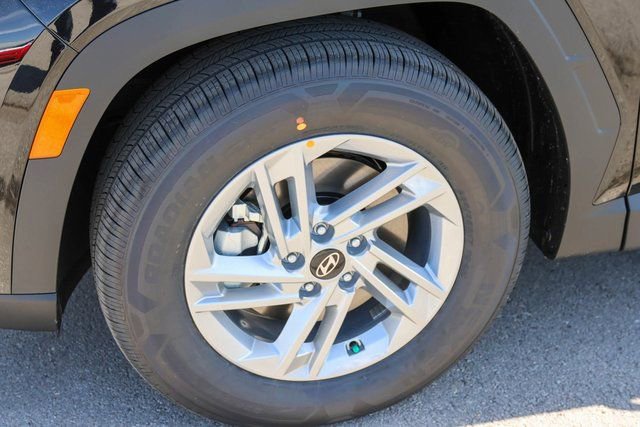 New 2026 Hyundai Tucson SE image 7