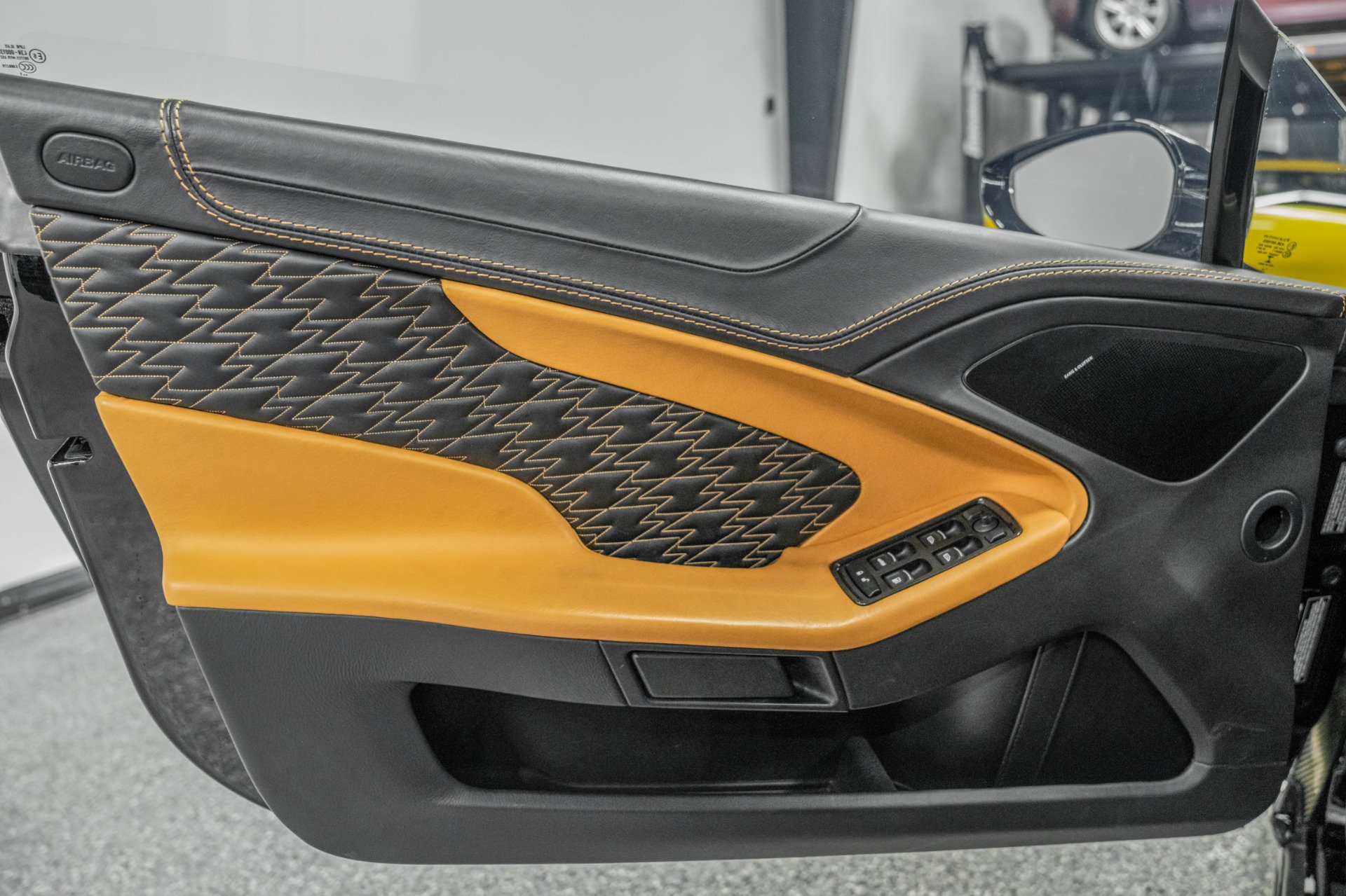 Used 2019 Aston Martin Vanquish Zagato image 32