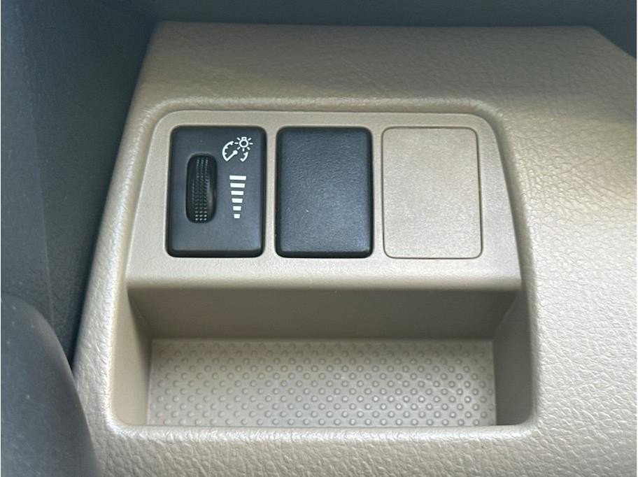 Used 2011 Toyota RAV4 AWD w/ Base L4 Extra Value Pkg image 22