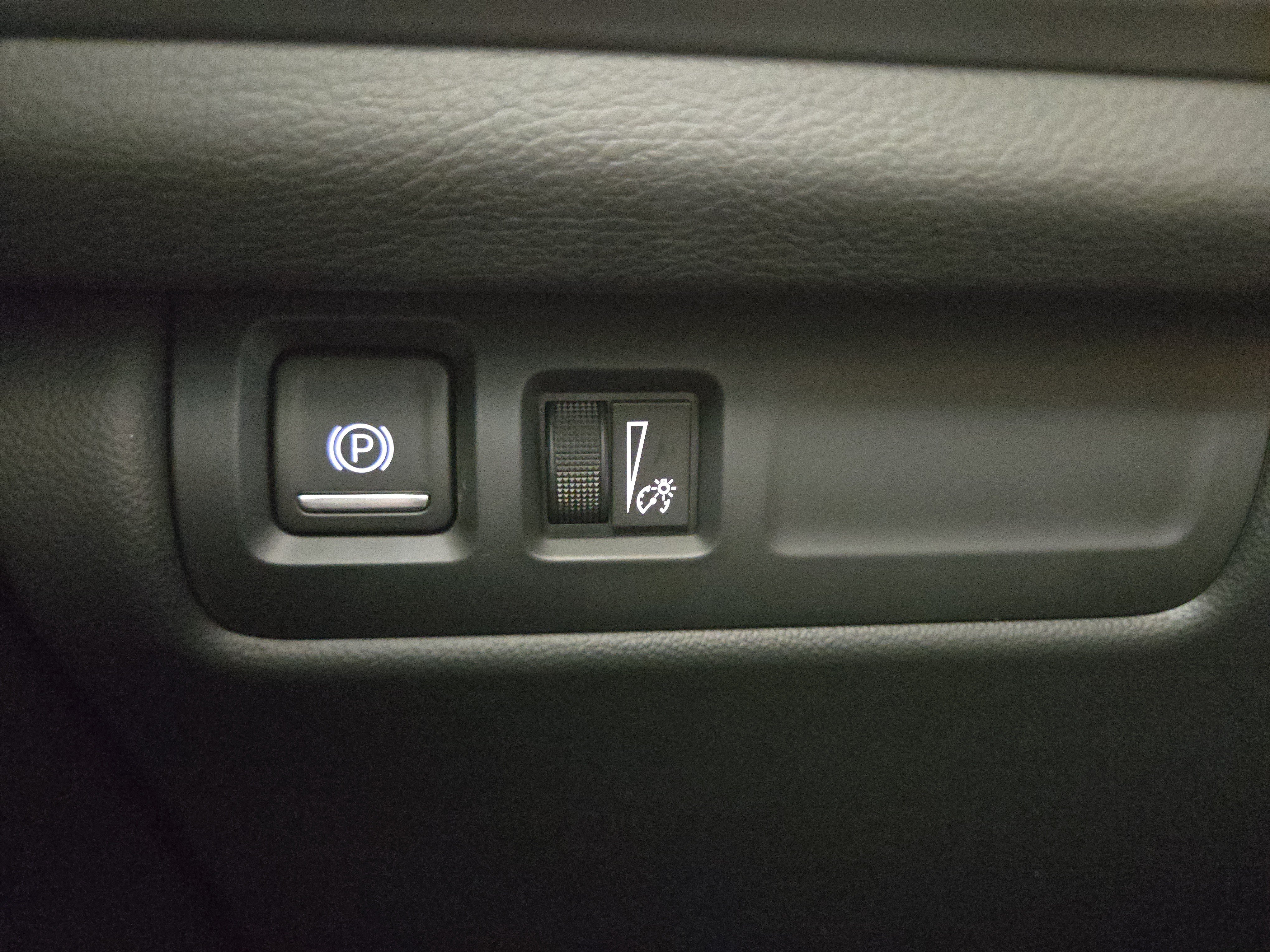 Certified 2024 Cadillac XT4 Sport AWD/4WD image 26