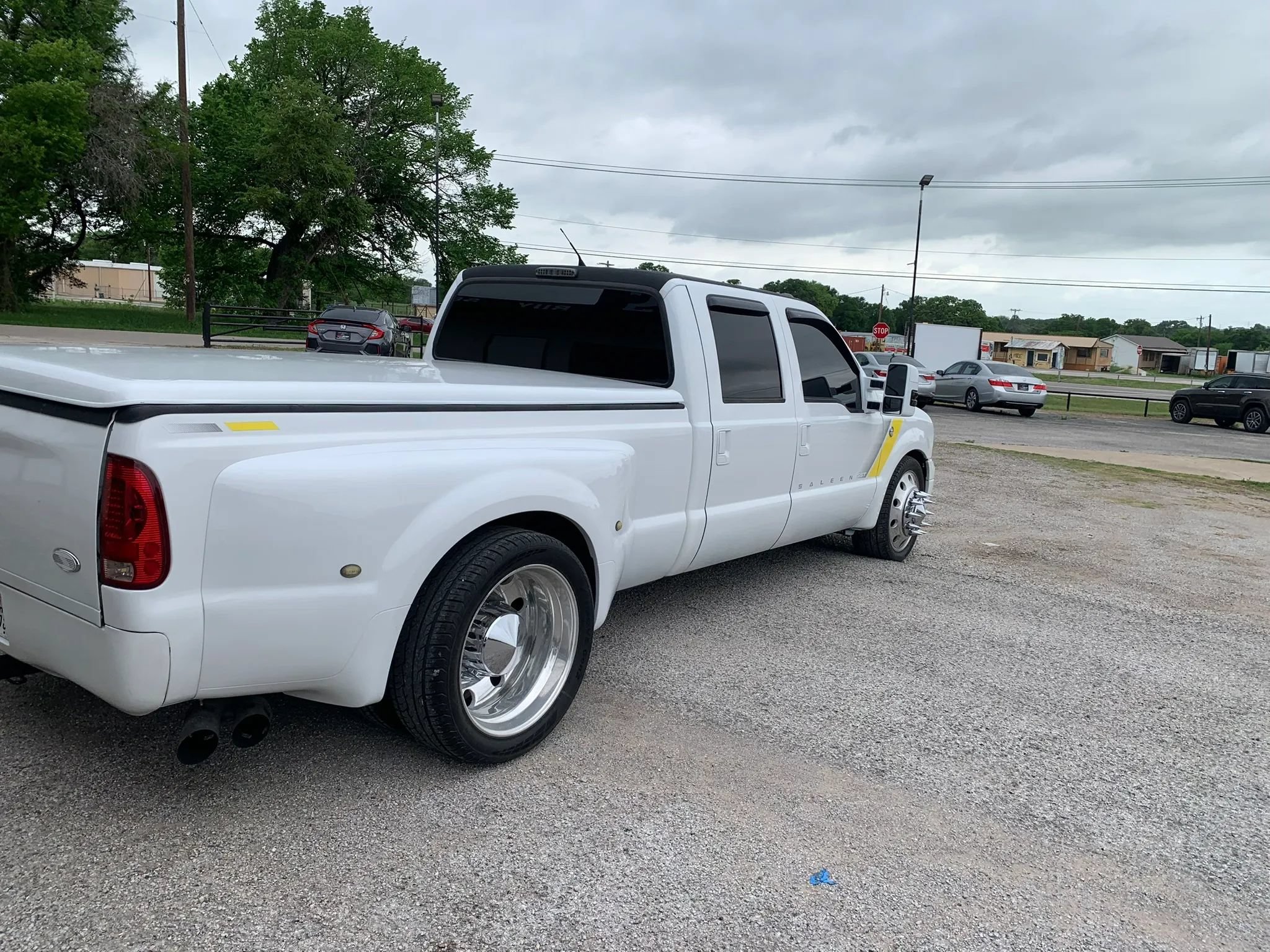 Used 2003 Ford F350 2WD Crew Cab DRW Super Duty image 5