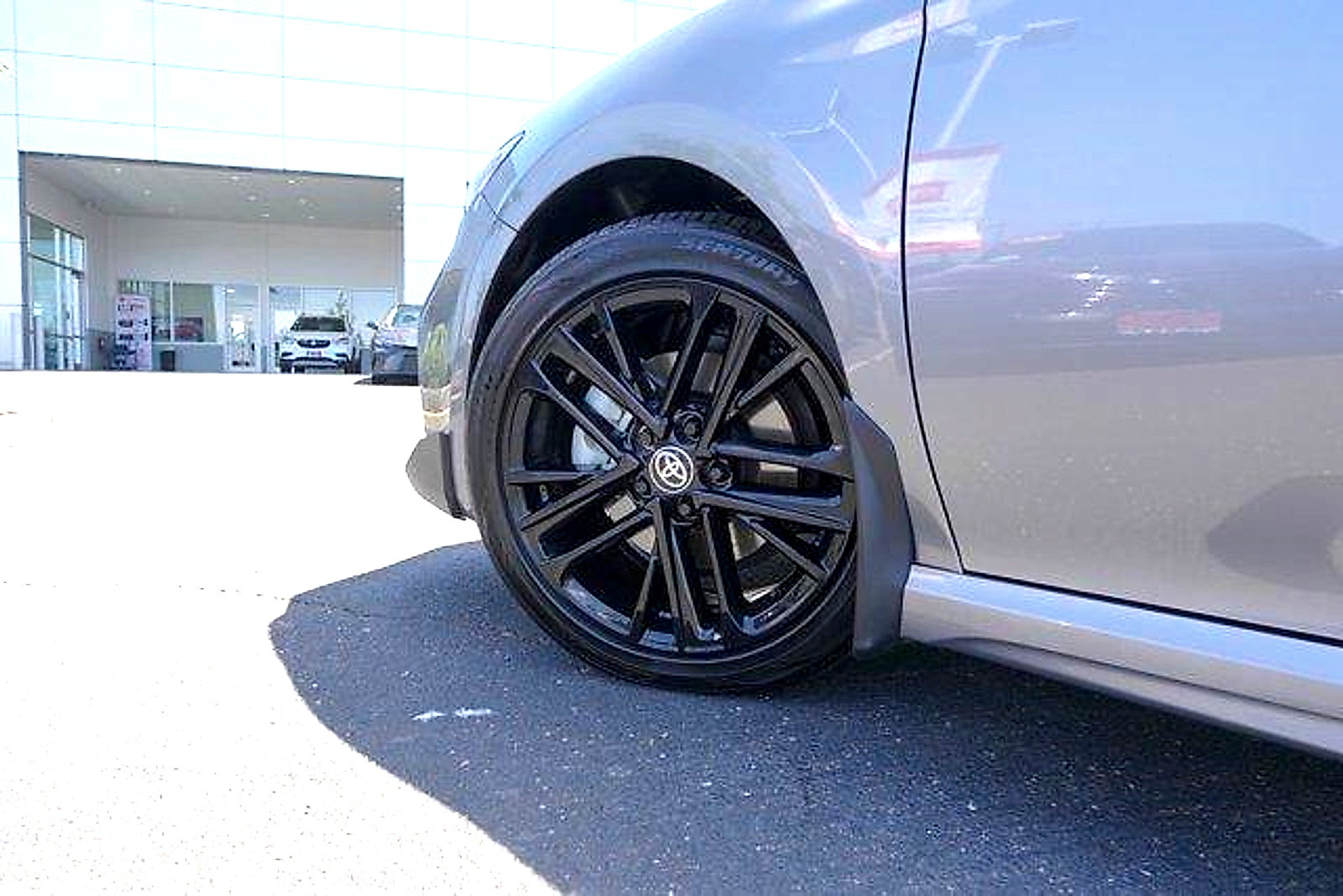 Used 2025 Toyota Camry SE w/ Multimedia Upgrade Package FWD image 8