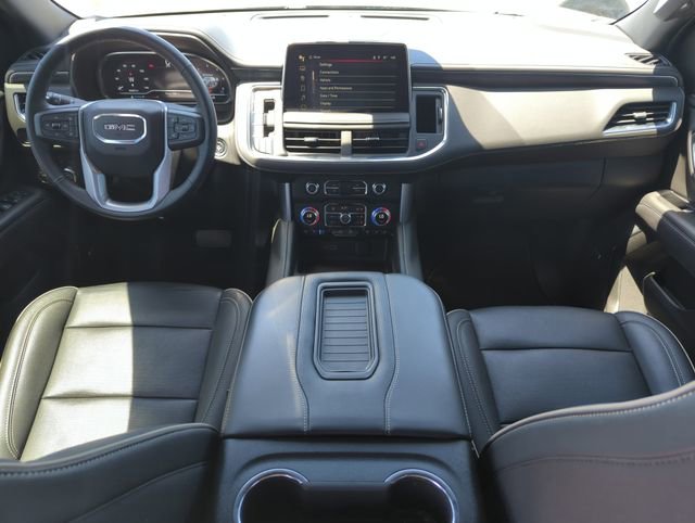Used 2024 GMC Yukon XL SLT w/ SLT Luxury Package AWD/4WD image 14
