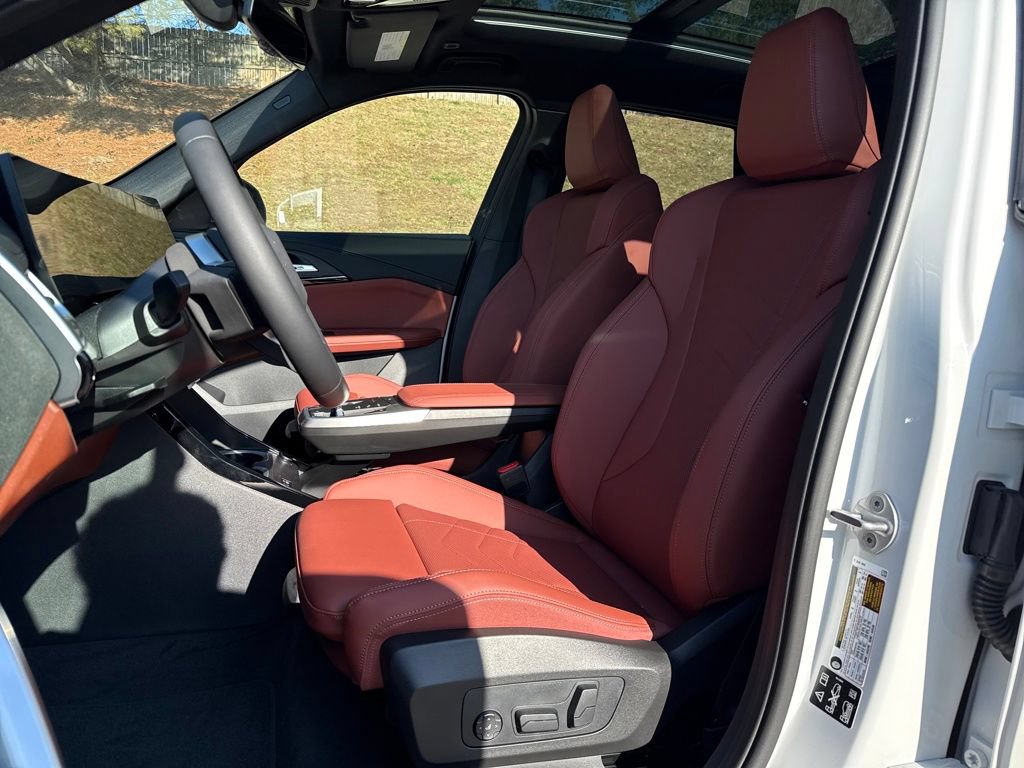 New 2026 BMW X1 xDrive28i w/ Technology Package AWD/4WD image 10