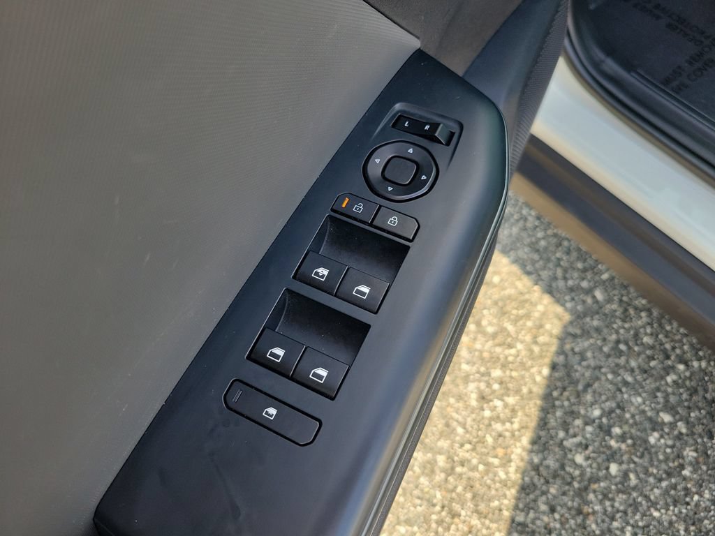 Used 2025 Kia K4 FWD image 12