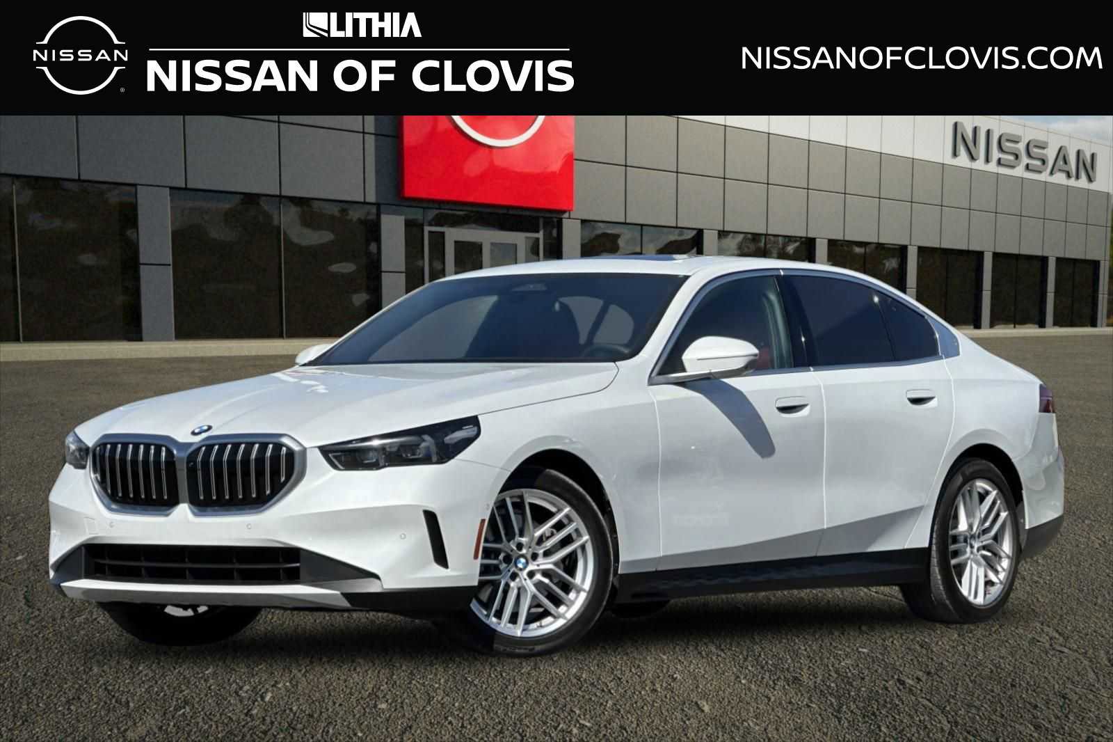 Used 2024 BMW 530i w/ Premium Package RWD image 1