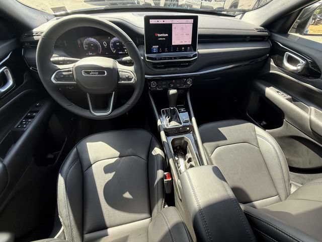 Used 2026 Jeep Compass Limited w/ Sun, Sound & Navigation Group AWD/4WD image 15