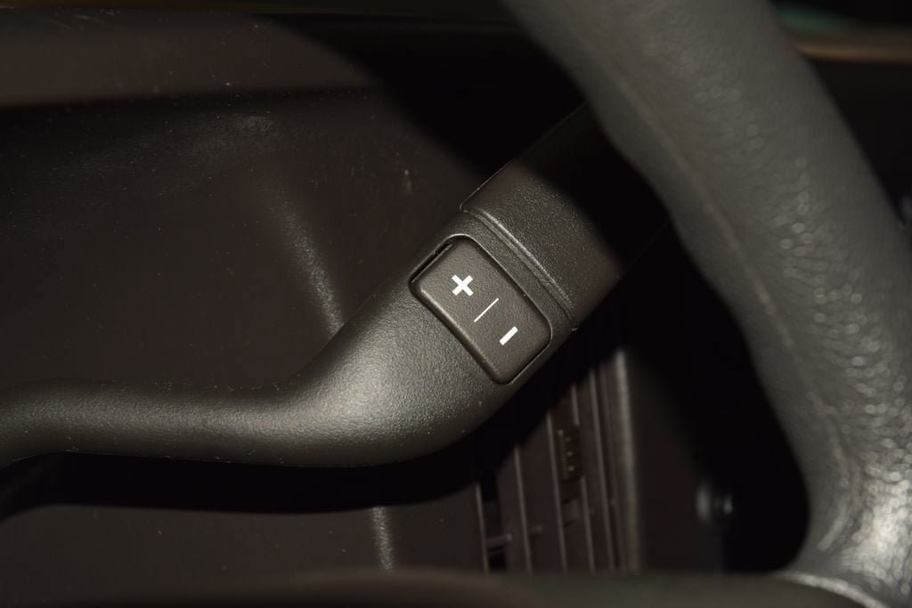 Used 2023 Chevrolet Express 3500 w/ Power Convenience Package RWD image 27