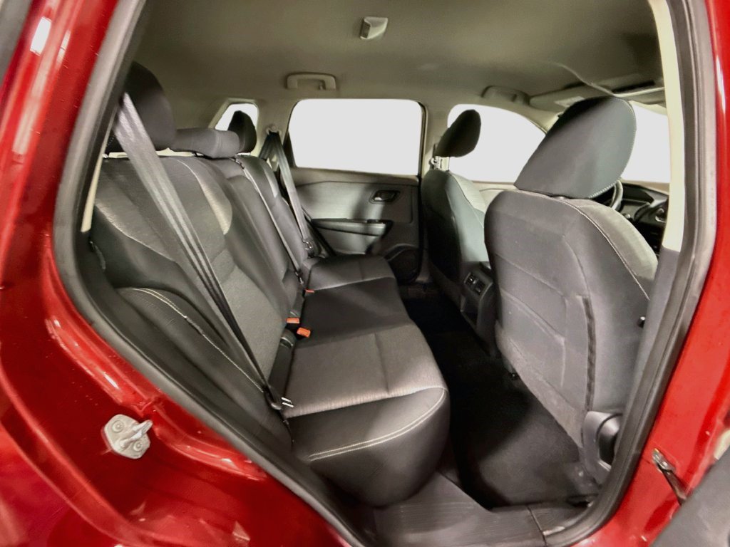 Used 2021 Nissan Rogue S FWD image 26