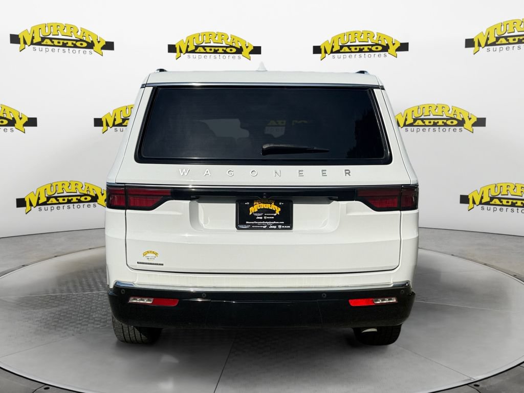 Used 2023 Jeep Wagoneer 4WD w/ Premium Group I image 4