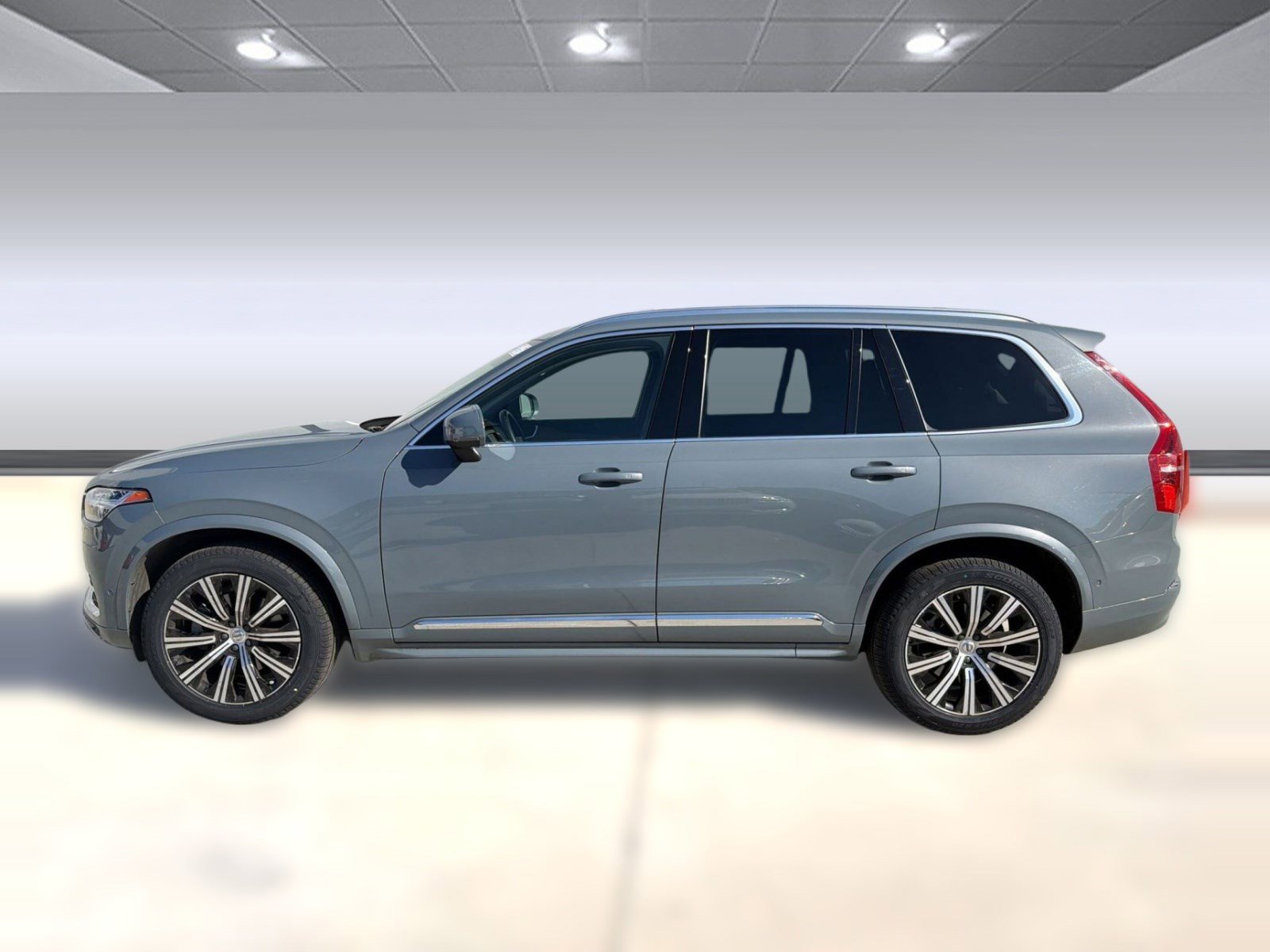 Used 2023 Volvo XC90 B6 Plus w/ Protection Package Premier AWD/4WD video 2