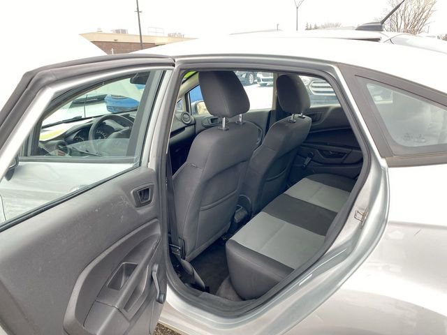 Used 2015 Ford Fiesta S image 29