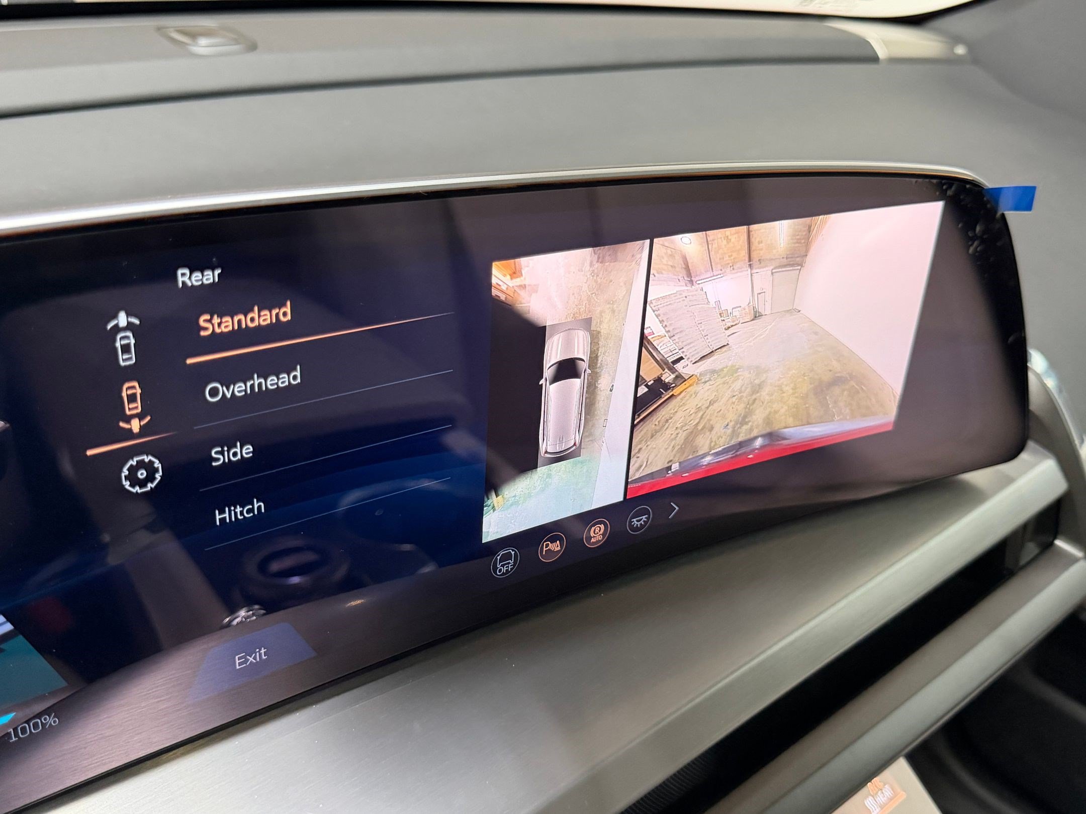 New 2026 Cadillac Vistiq Sport w/ LPO, Floor Liner Package AWD/4WD image 17