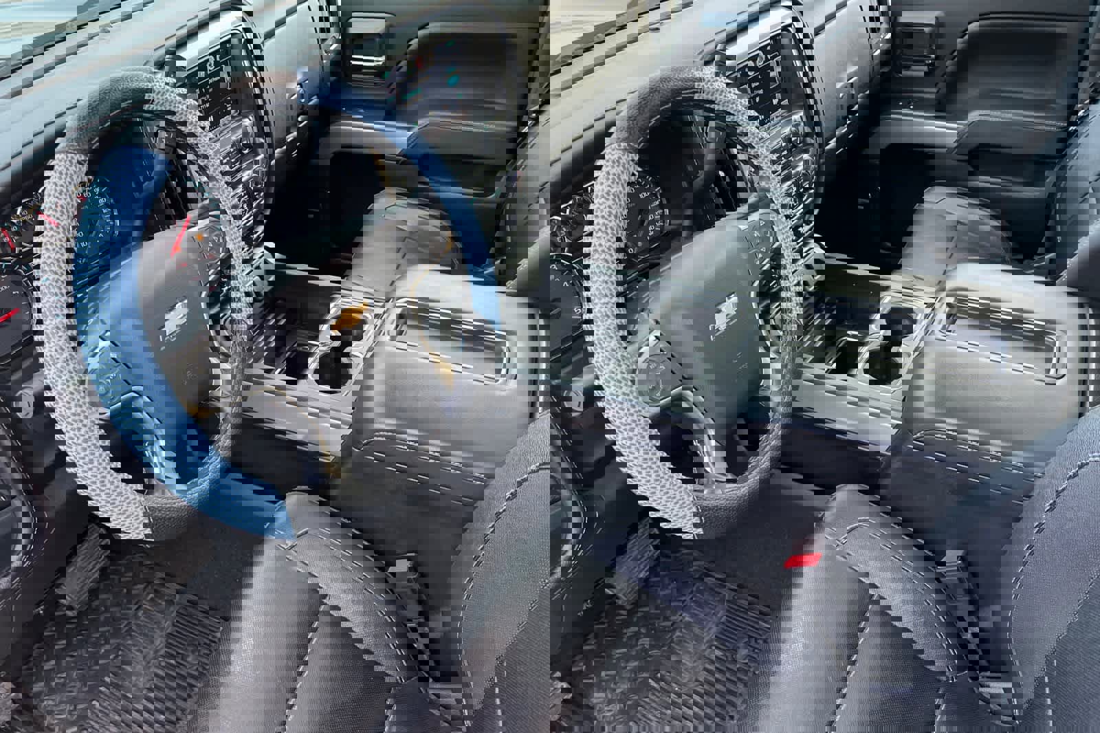 Used 2015 Chevrolet Silverado 2500 LTZ w/ Duramax Plus Package image 12