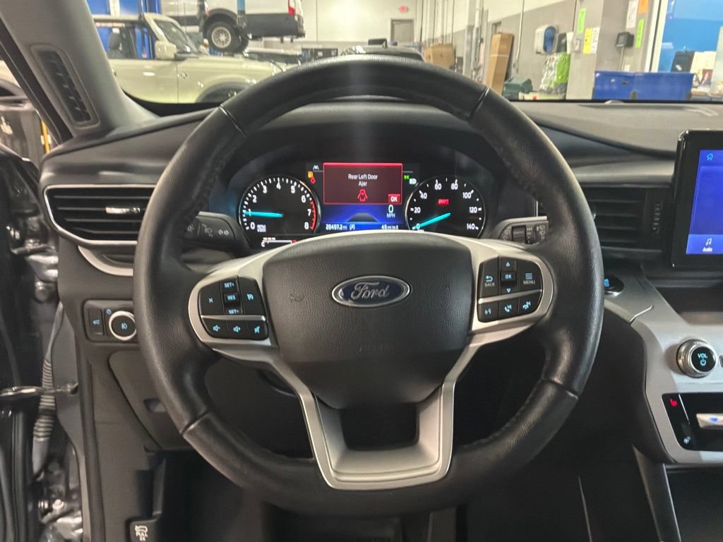 Used 2023 Ford Explorer XLT w/ Equipment Group 202A AWD/4WD image 11