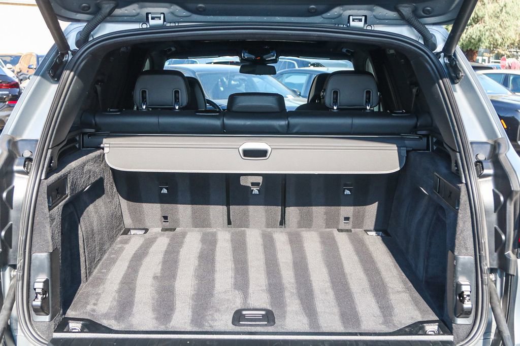 Used 2025 BMW X5 M60i image 28