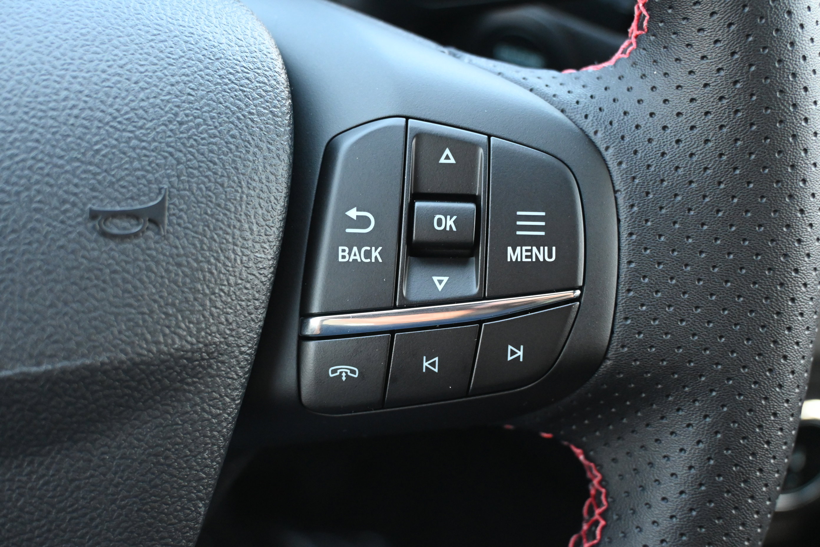 New 2026 Ford Escape ST-Line image 18