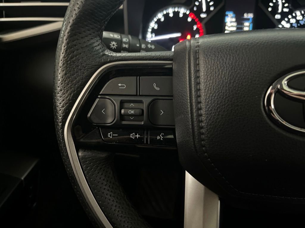 Used 2023 Toyota Tundra Limited AWD/4WD image 61
