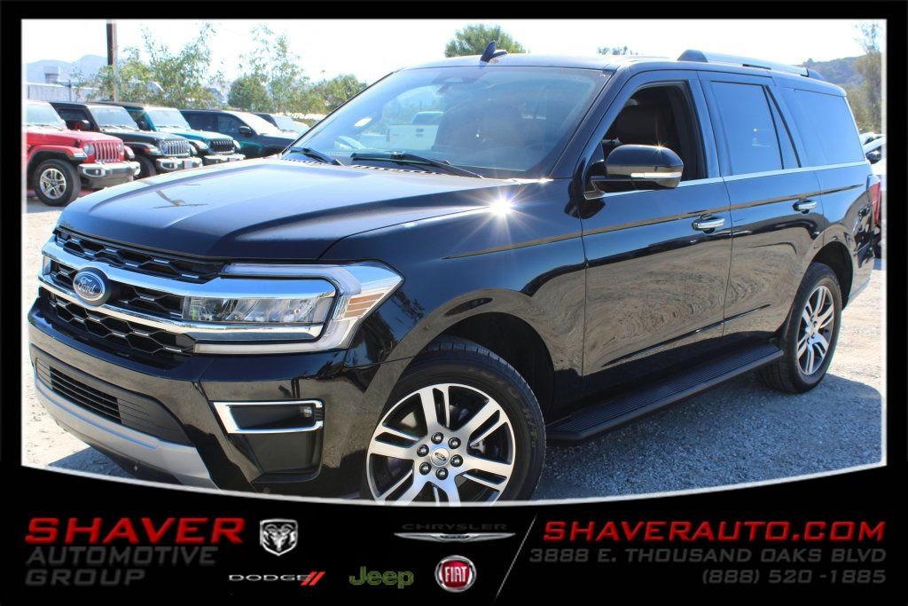 Used 2024 Ford Expedition Limited image 1