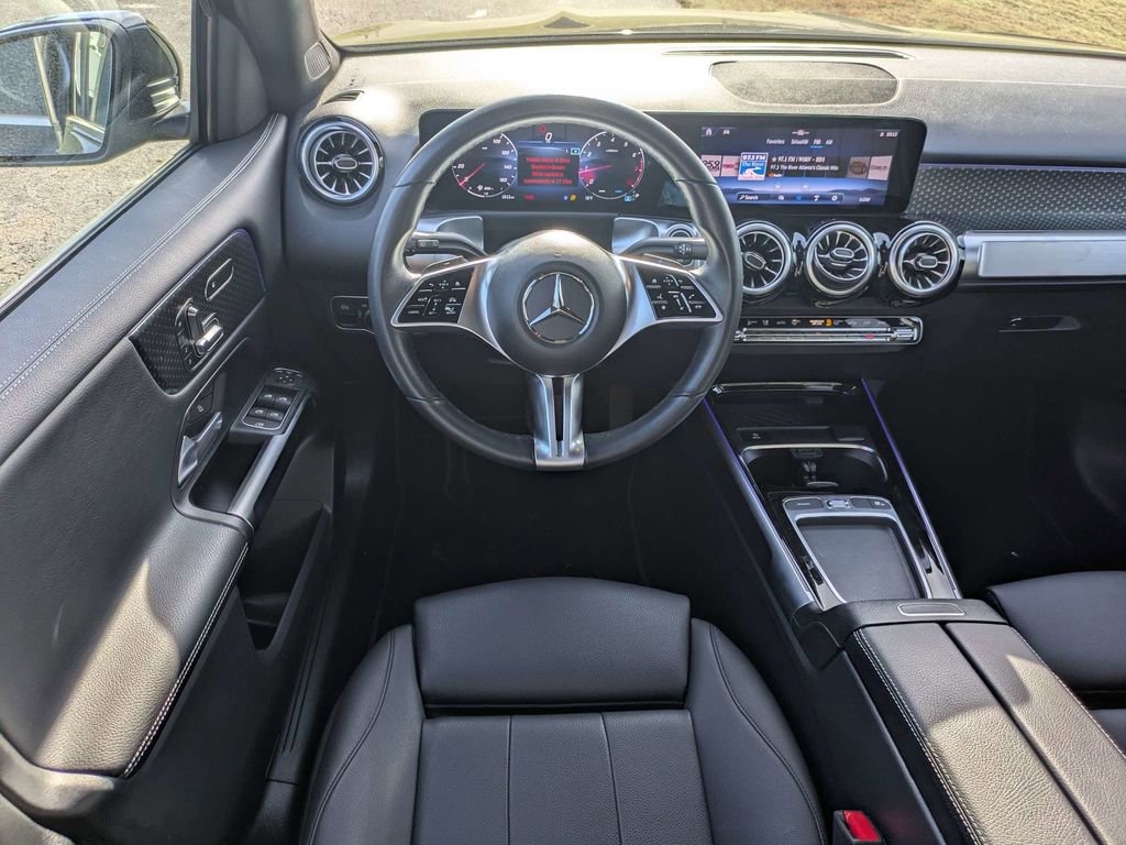 Used 2024 Mercedes-Benz GLB 250 image 19