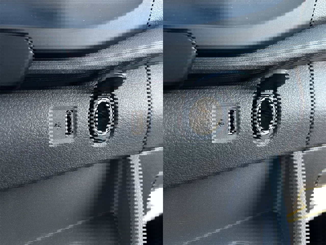 Used 2021 Ford Transit 150 Low Roof image 19