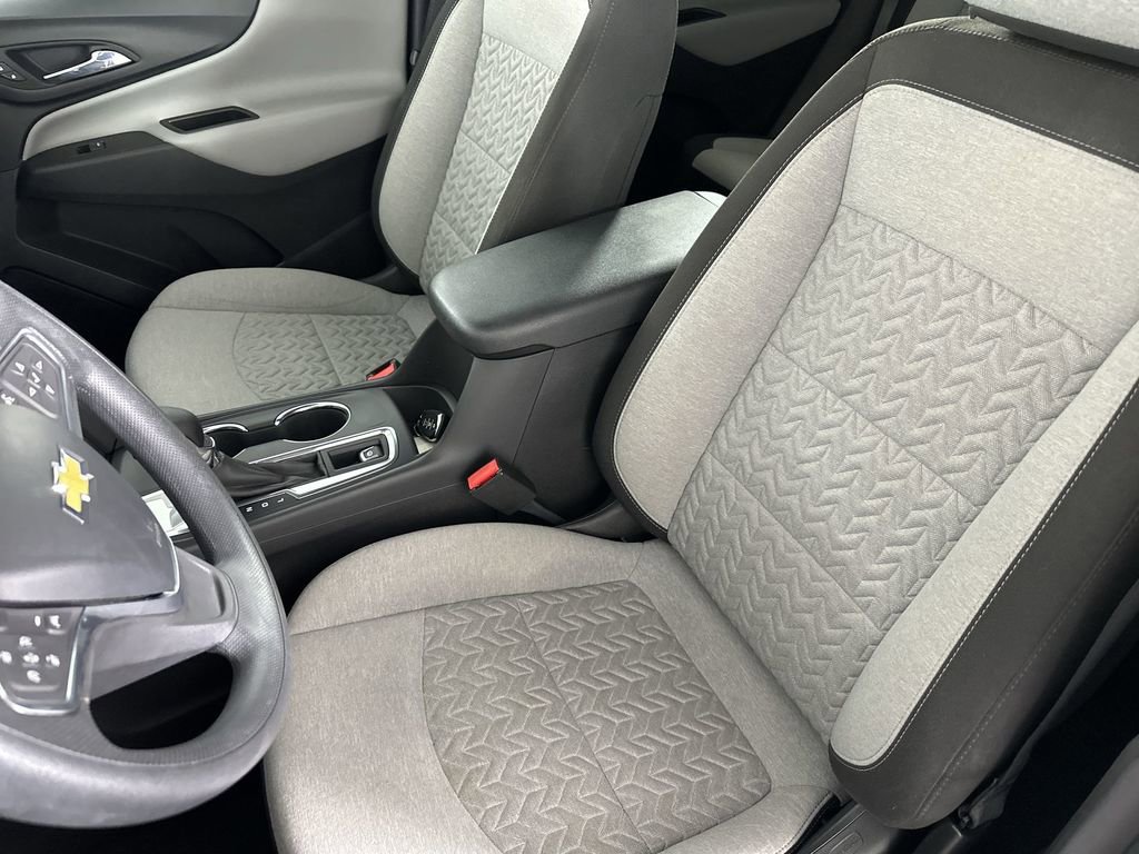 Used 2023 Chevrolet Equinox LS w/ LS Convenience Package image 21