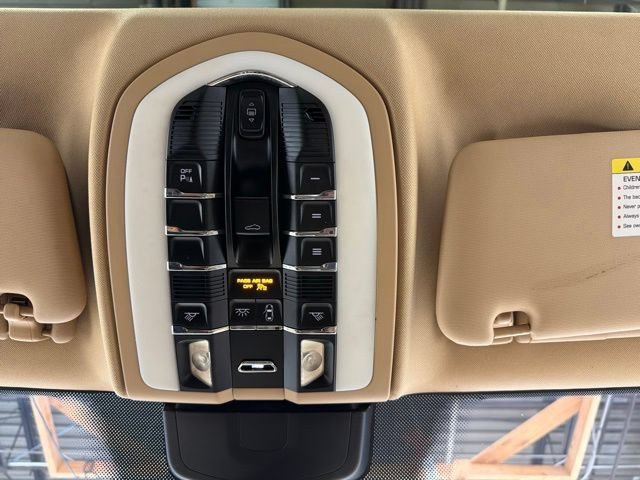 Used 2014 Porsche Cayenne Diesel AWD/4WD image 28