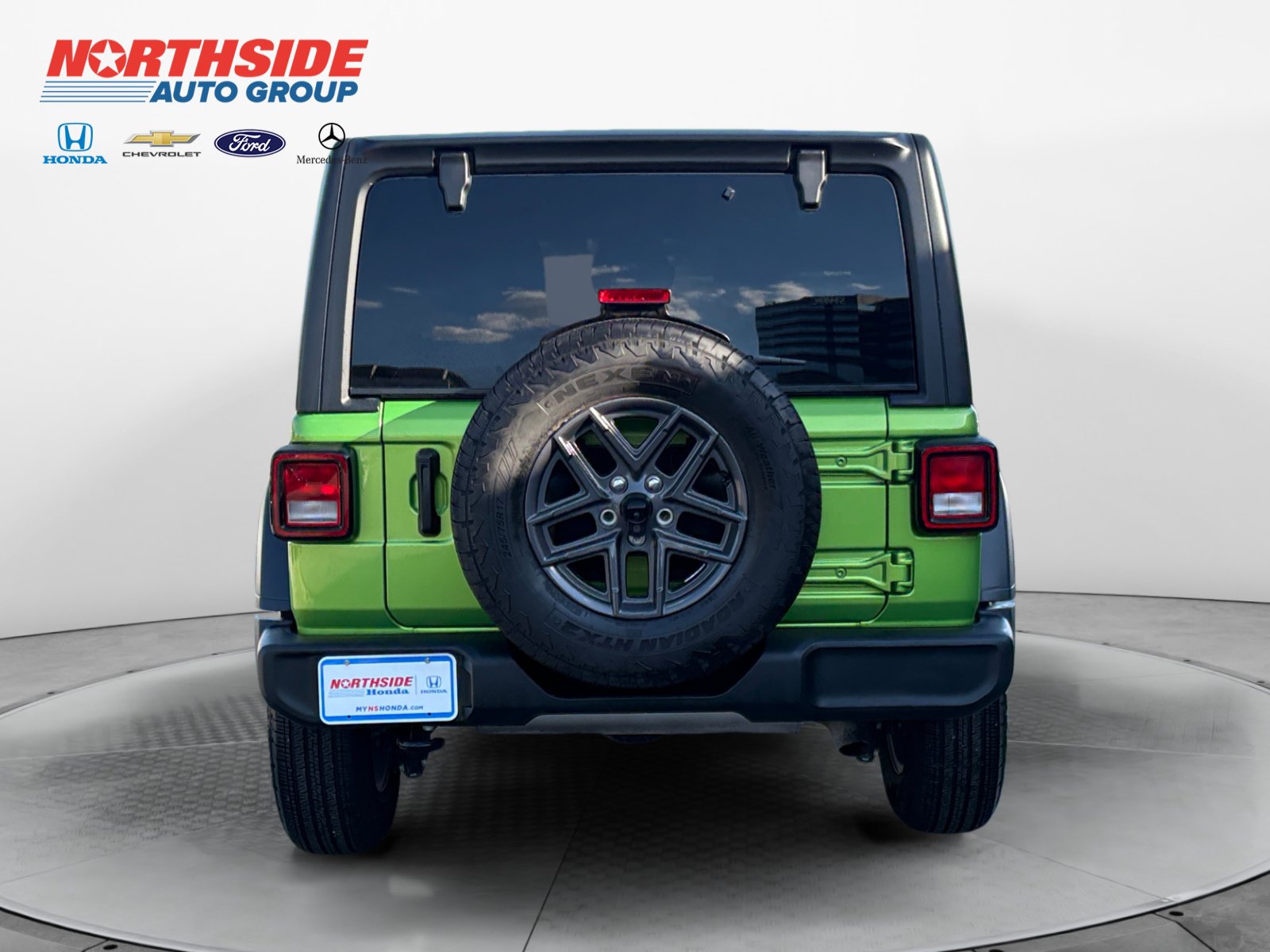 Used 2025 Jeep Wrangler Unlimited Sport AWD/4WD image 6