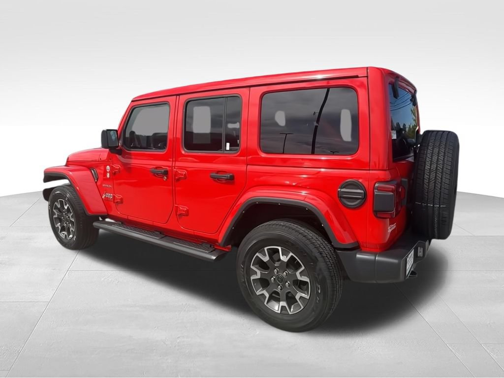 Used 2024 Jeep Wrangler Unlimited Sahara AWD/4WD image 7