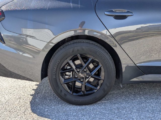 Used 2026 Kia K5 LXS FWD image 11
