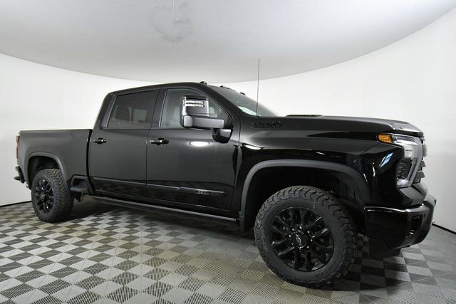 New 2026 Chevrolet Silverado 2500 High Country w/ Midnight Edition image 9