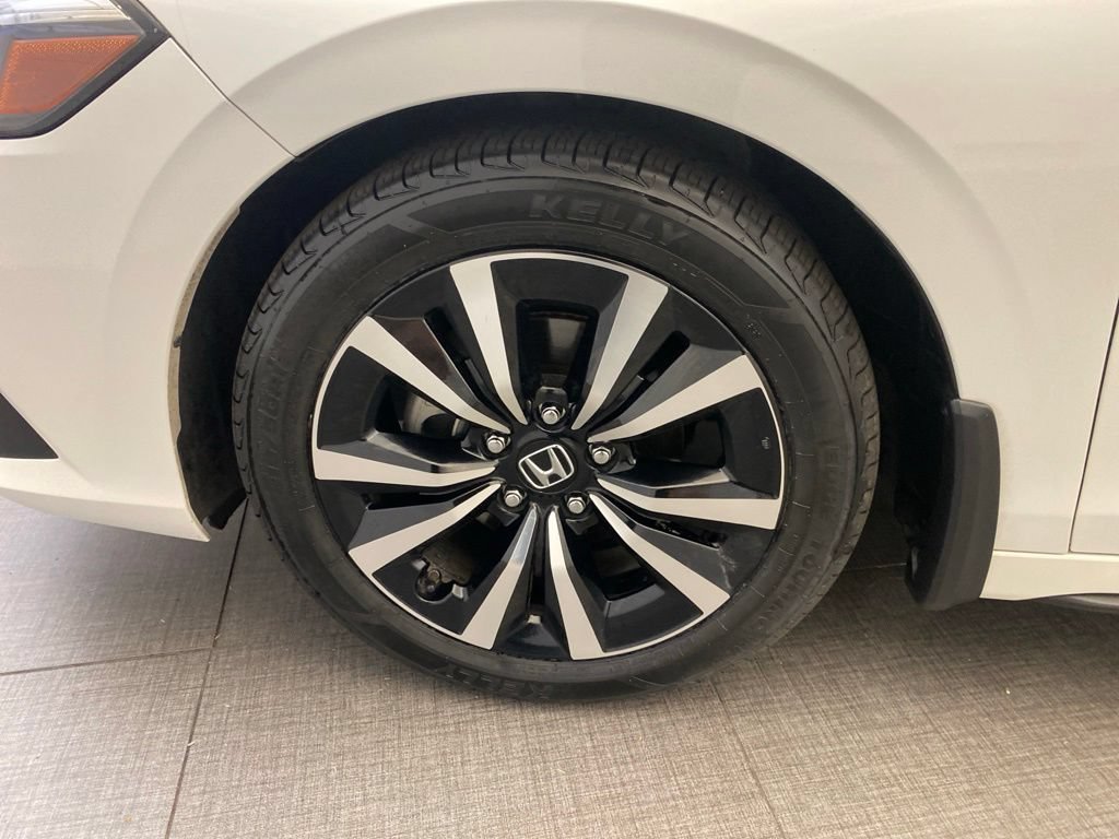 Used 2024 Honda Civic EX-L image 9