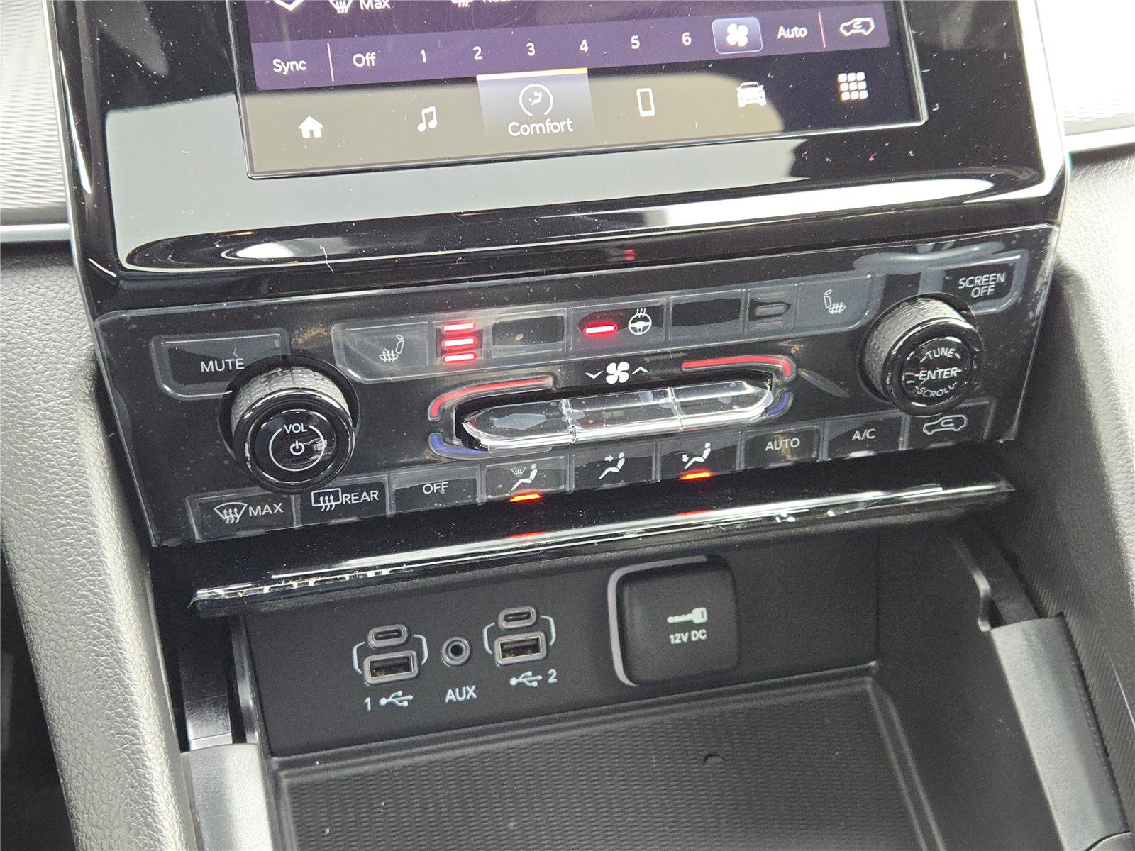 New 2025 Jeep Grand Cherokee Altitude w/ Trailer Tow Package image 31