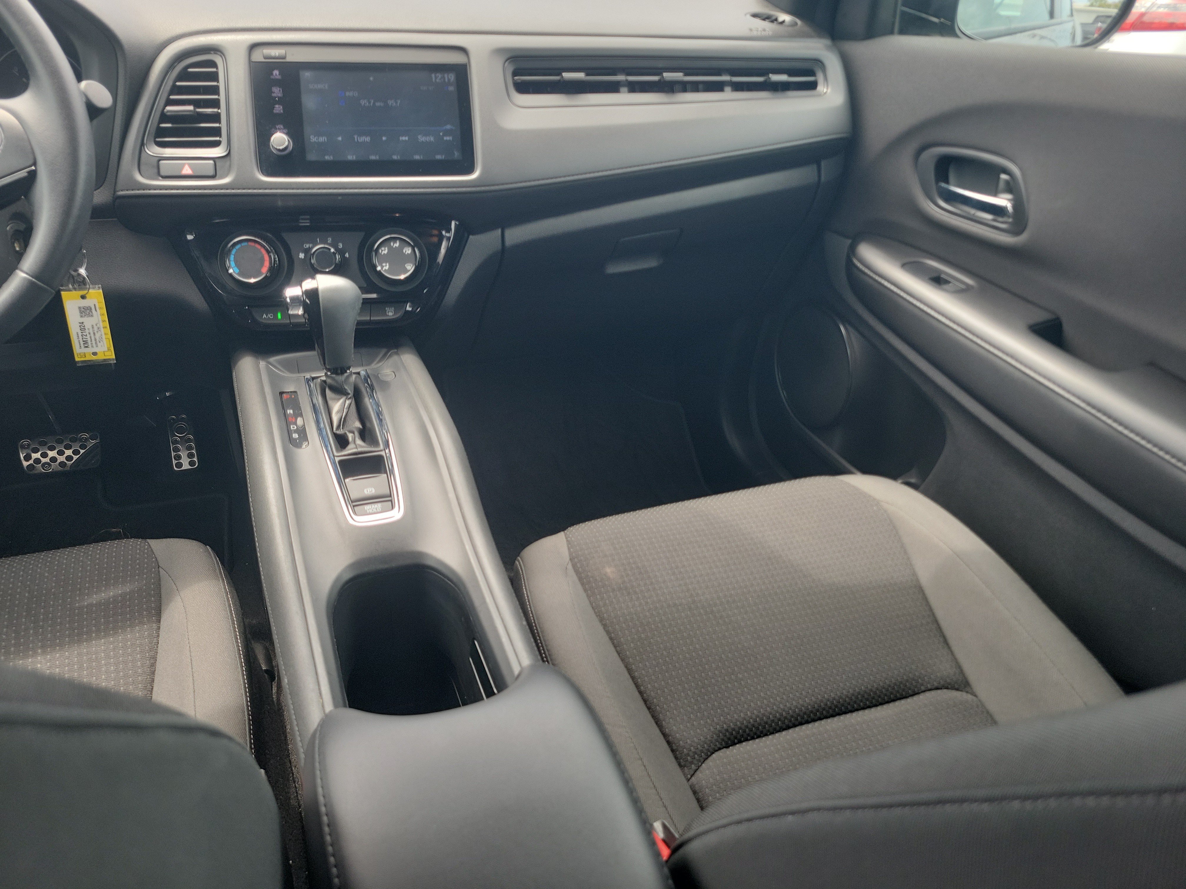 Used 2019 Honda HR-V Sport image 19