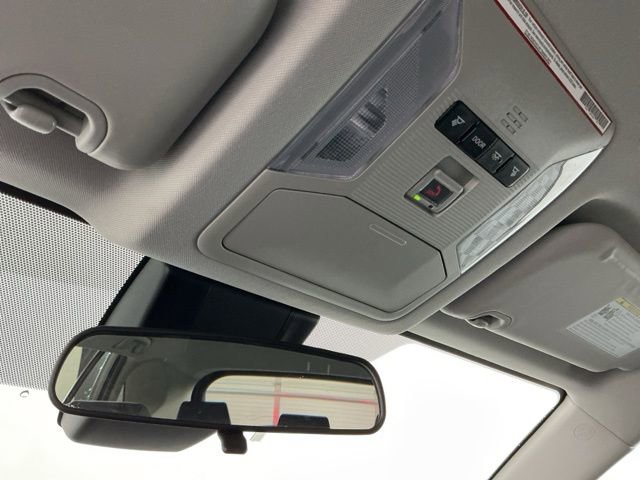 Used 2021 Toyota RAV4 LE image 21