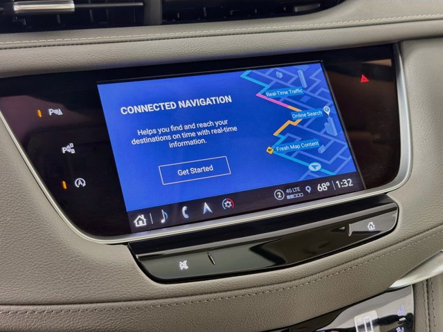 Used 2023 Cadillac XT5 Premium Luxury w/ Technology Package AWD/4WD image 19