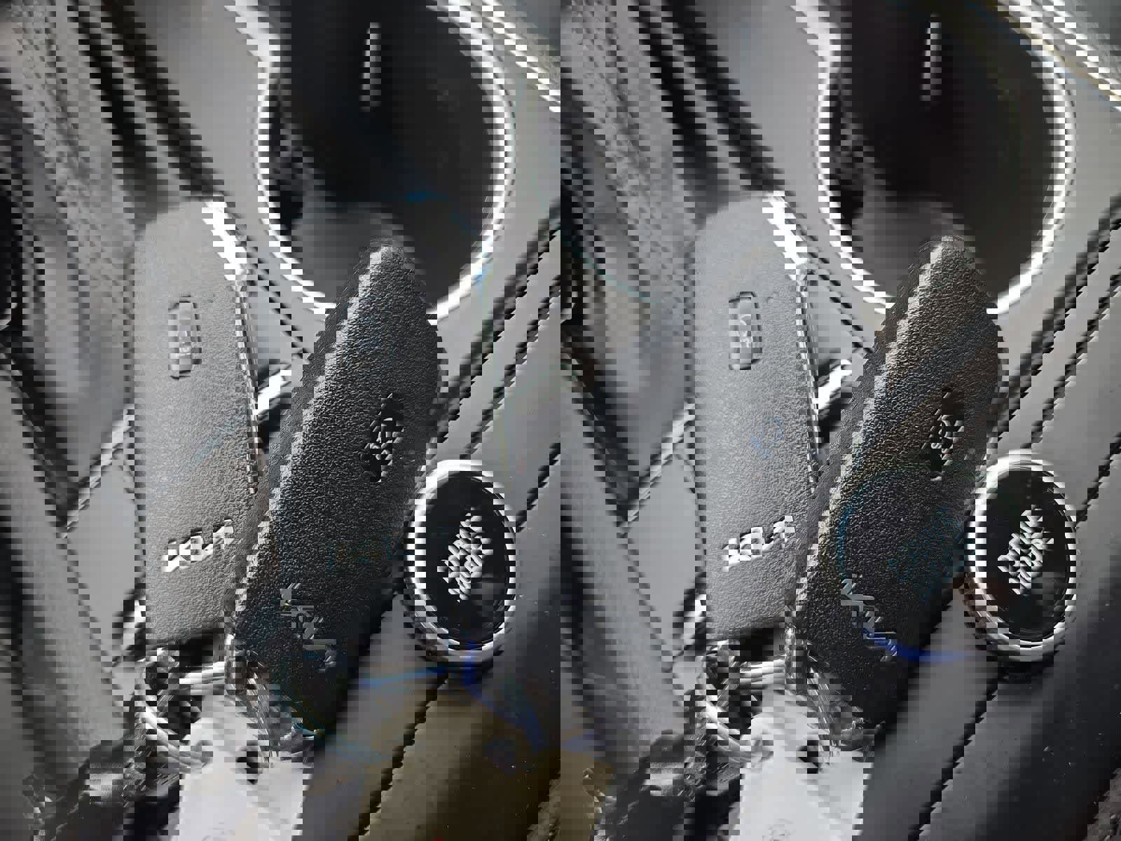 Used 2023 Kia K5 GT-Line image 32