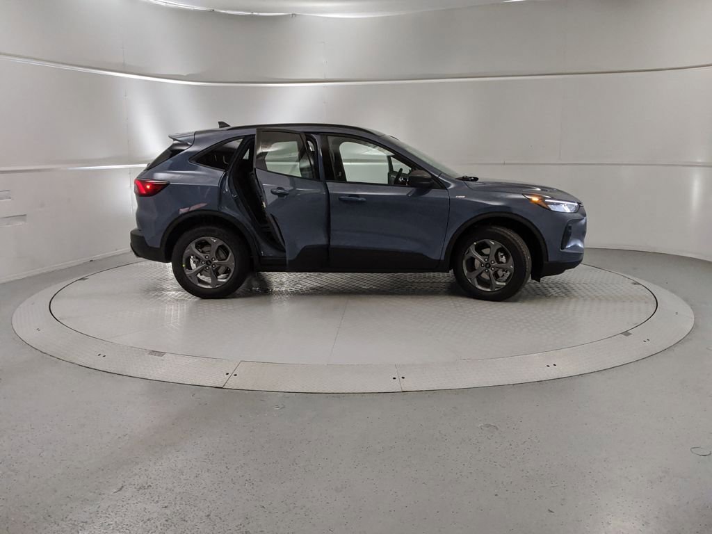 New 2026 Ford Escape ST-Line w/ Tech Pack #1 image 8