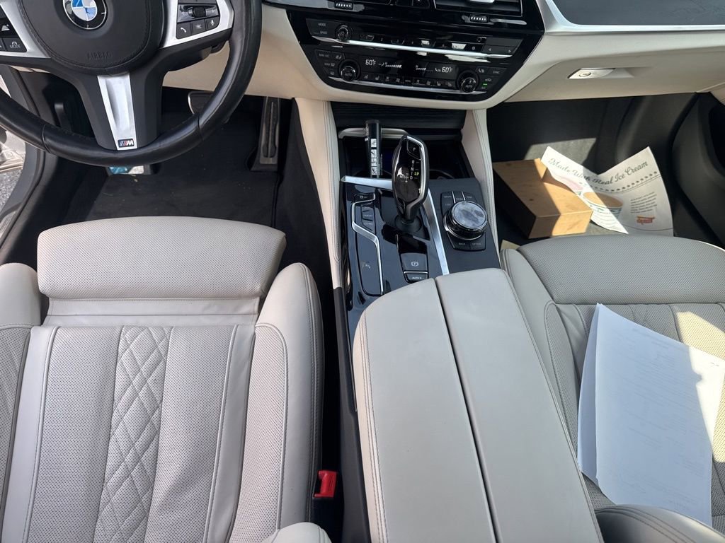 Used 2023 BMW 540i xDrive w/ Executive Package image 16