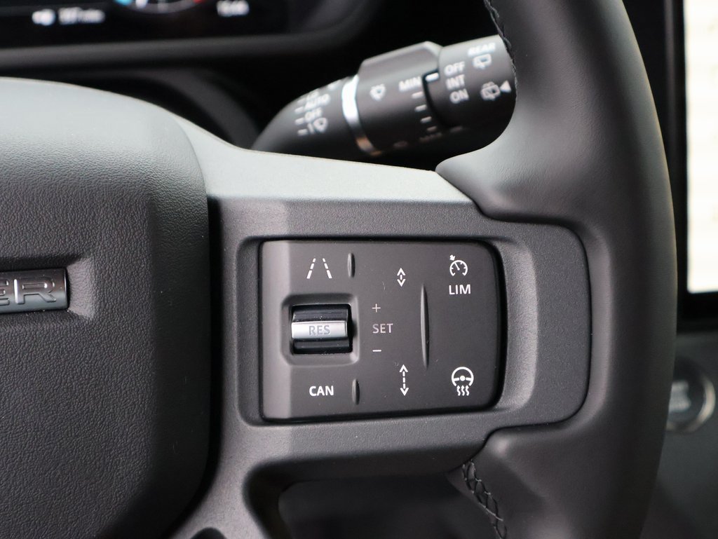 New 2026 Land Rover Defender 110 S AWD/4WD image 32
