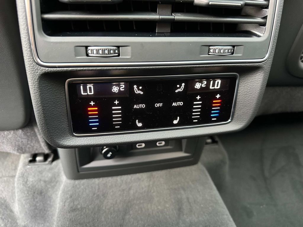 New 2025 Audi Q7 3.0T Premium Plus image 33