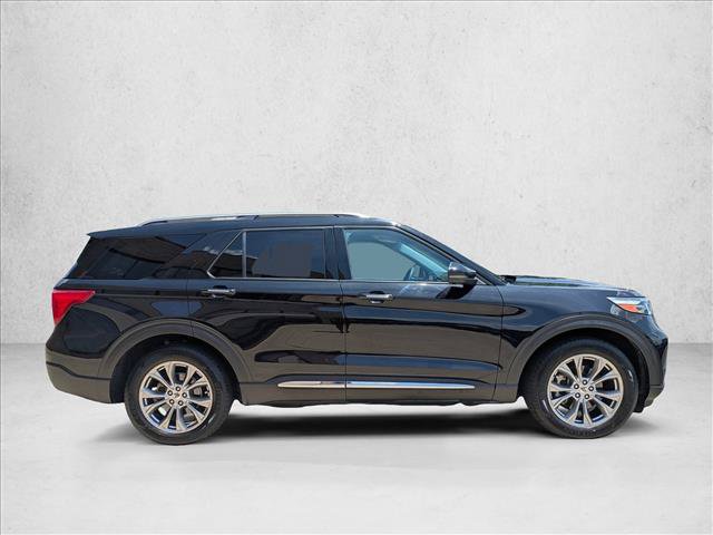 Used 2023 Ford Explorer Limited w/ Equipment Group 301A RWD image 4