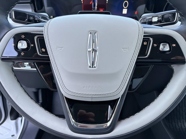 New 2026 Lincoln Aviator 2WD image 26