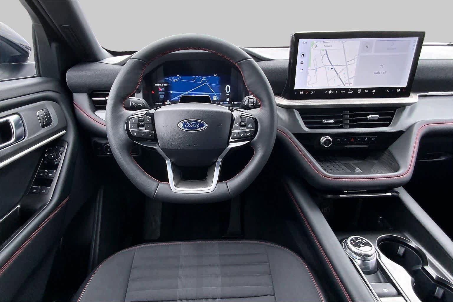 Certified 2025 Ford Explorer ST-Line w/ Premium Package RWD image 6
