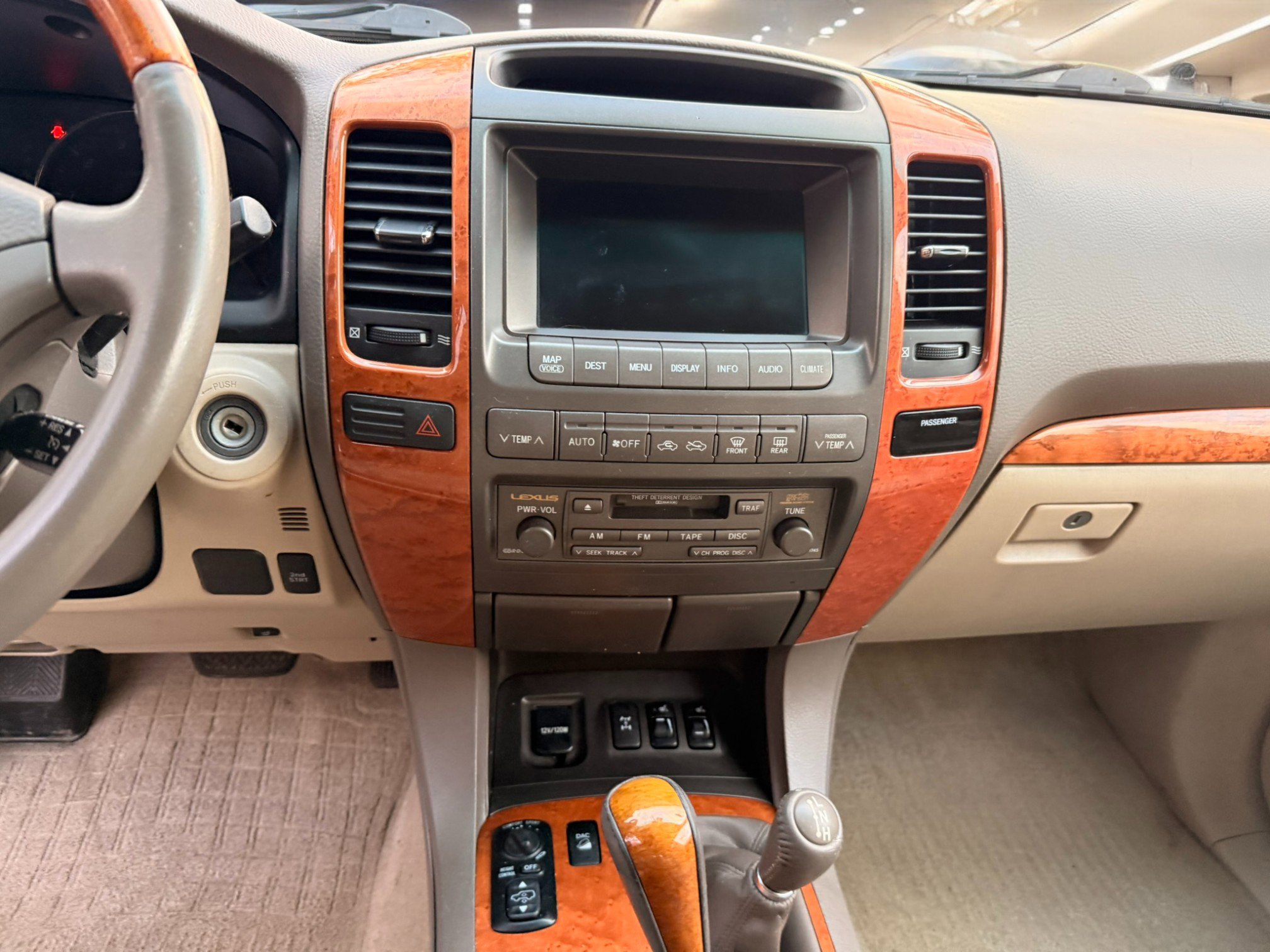 Used 2004 Lexus GX 470 image 12